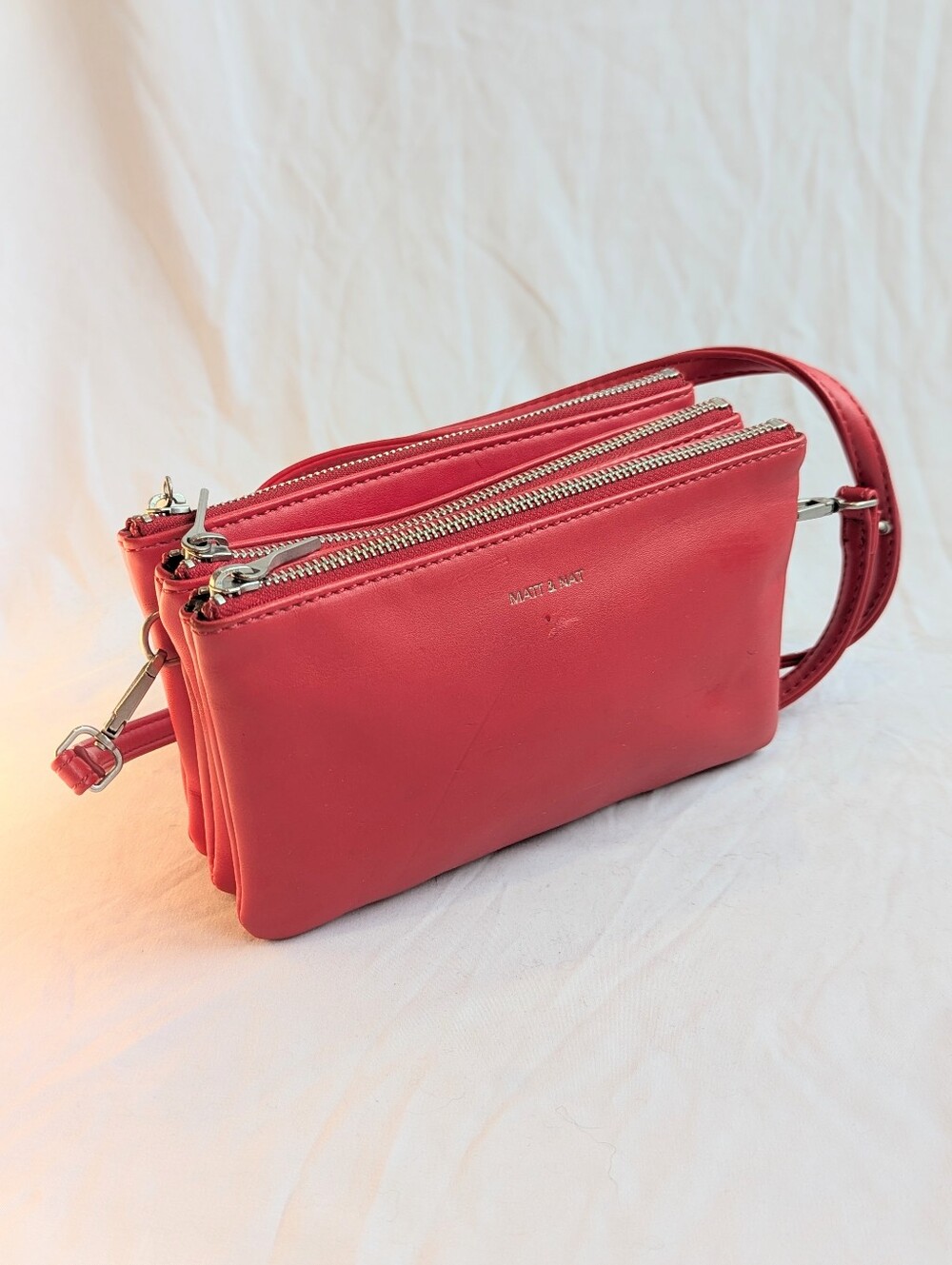Matt & Nat Triplet Crossbody Bag
